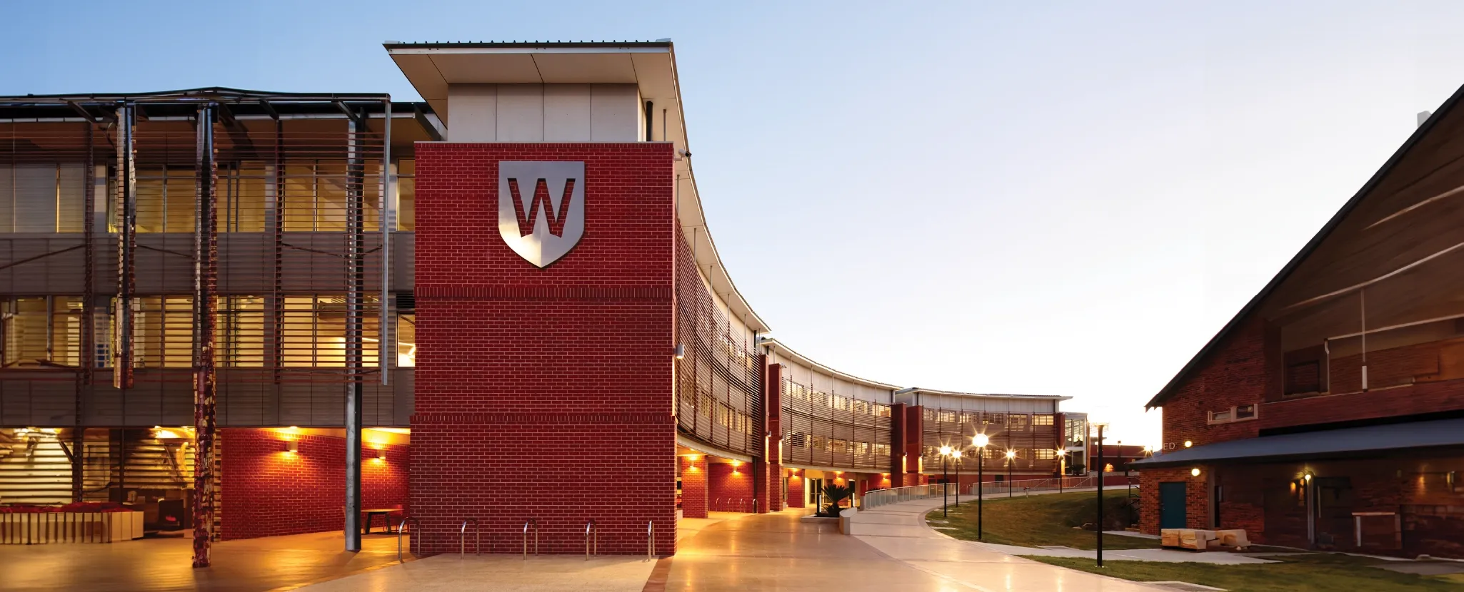 WESTERN SYDNEY UNIVERSITY