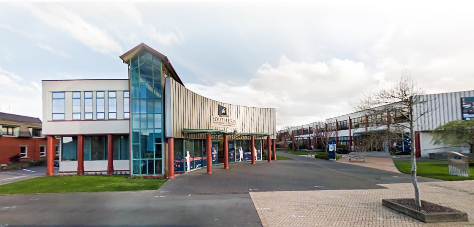 Southern Institute of Technology (SIT)